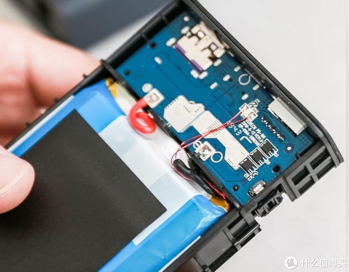 沐鸣220000mAh SCP双向快充充电宝拆解，真材实料！