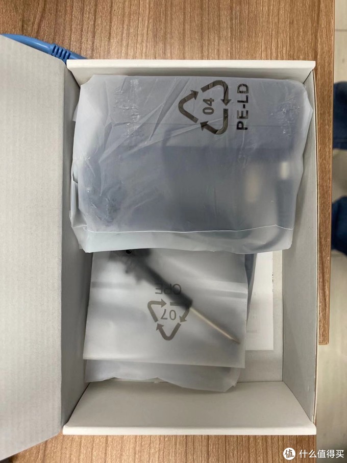 沐鸣2USB-C双盘位磁盘阵列盒试开箱