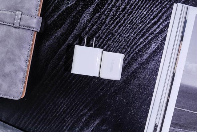 沐鸣230W氮化镓充电器评测：这或许是iPhone13Pro的最佳搭档